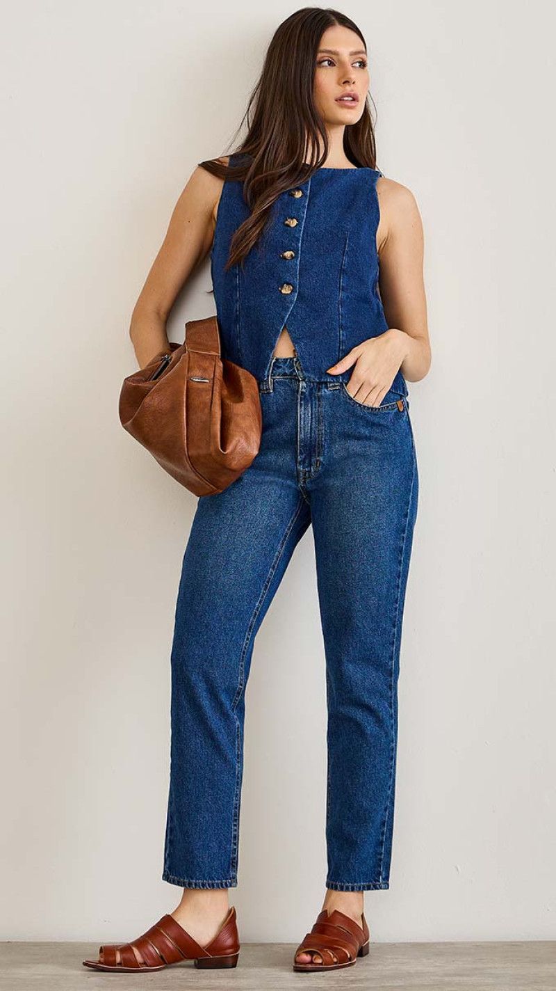 CALÇA JEANS MOM BÁSICA