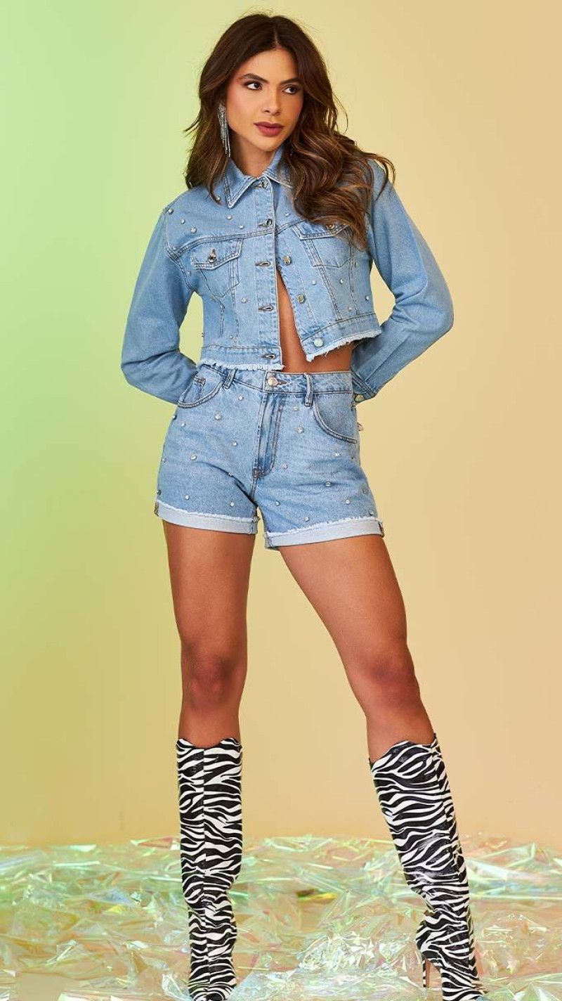 SHORT JEANS MOM COM STRASS 