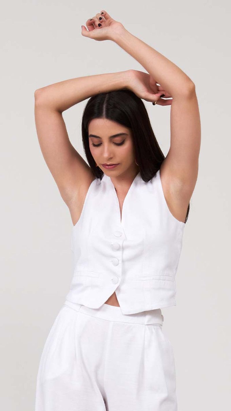 COLETE BRANCO ALFAIATARIA 