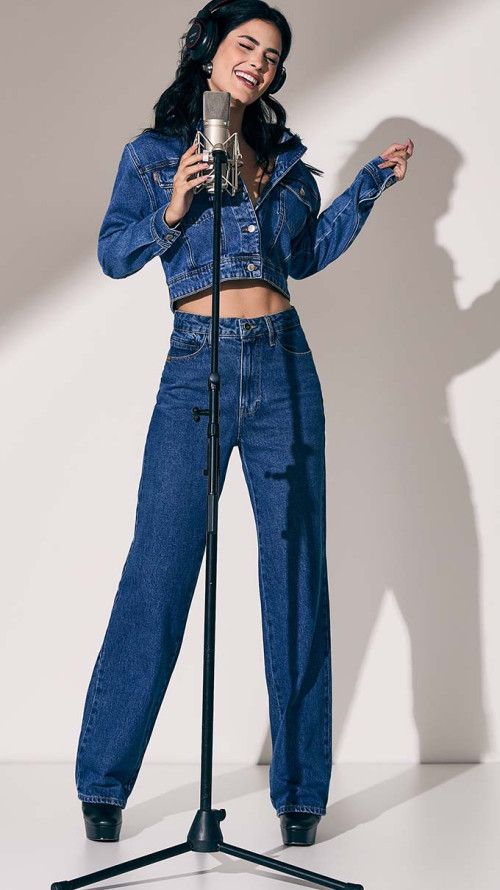 CALÇA JEANS WIDE LEG RIHANNA BOLSO DIFERENCIADO