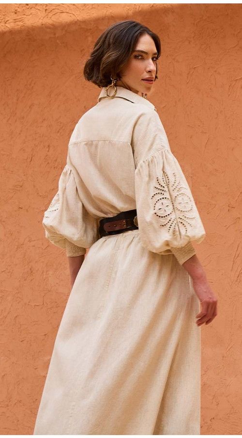 CAMISA DE LINHO BORDADA 