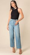 CALÇA JEANS RETA COM VINCO