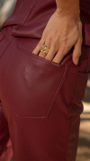 CALÇA COURO ECO WIDE LEG BORDÔ