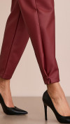 CALÇA COURO ECO SLOUCH BORDÔ