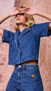 CAMISA JEANS CROPPED MANGA CURTA